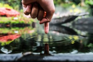 Pond finger ripple