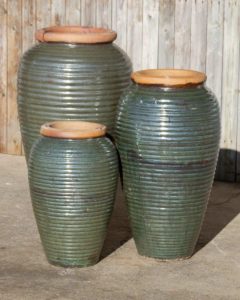 tuscany small ribbed green vase fountain